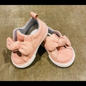 NWOT Gymboree Toddler Girl Shoes Size 2